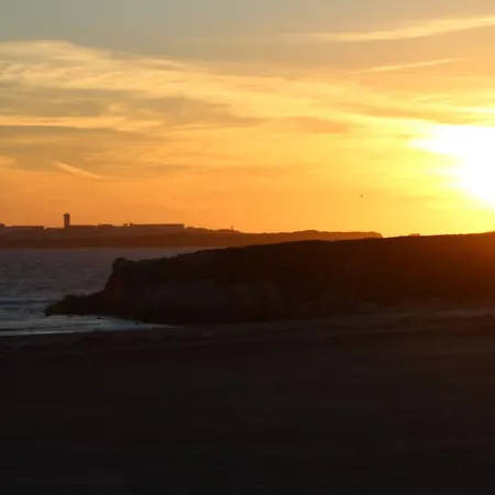 Hostel Next Level Surf Camp *