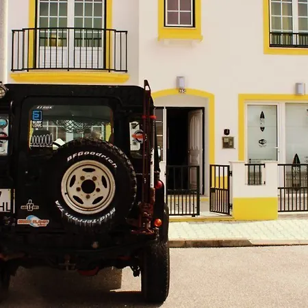 Hostel Next Level Surf Camp Peniche