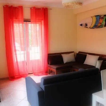 Hostel Next Level Surf Camp Peniche
