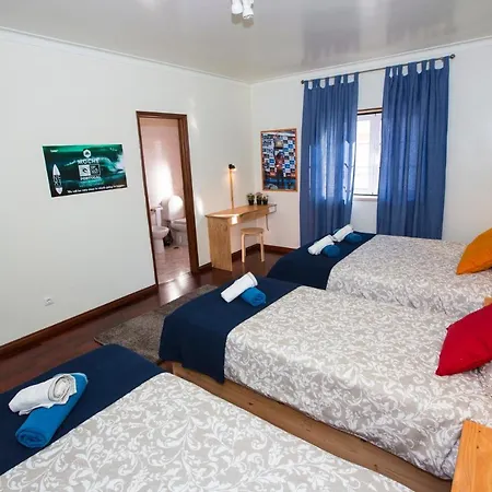 Next Level Surf Camp Hostel Peniche