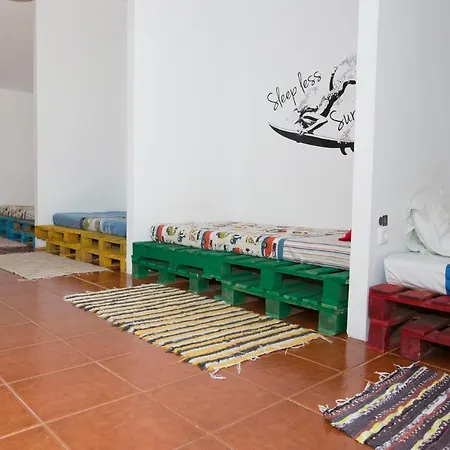 Next Level Surf Camp Hostel Peniche